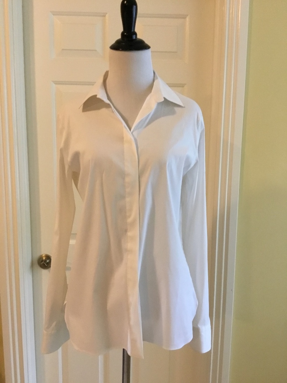 Theory “Precise 2” White Stretch Cotton Hidden Placket Blouse
